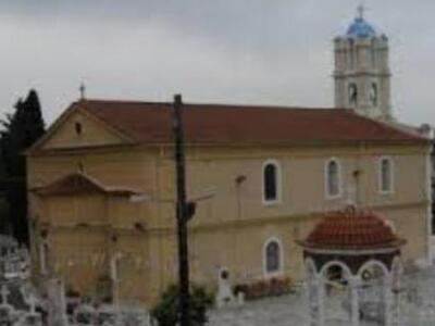 Πάτρα: Μπούκαρε στην εκκλησία για να αρπ...