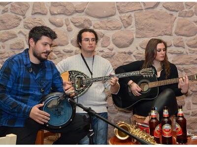 Το Vino Vina, υποδέχεται απόψε το Μάη με...