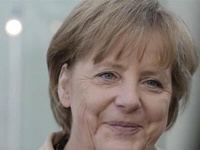 Η Μέρκελ παίρνει θέση για το ελληνικό χρέος