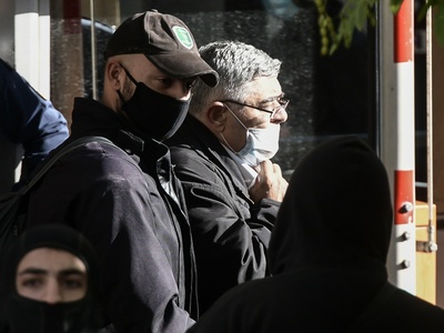 Πάμε για μεγαλύτερες ποινές στους χρυσαυ...