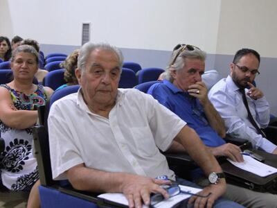 Αλέκος Φλαμπουράρης: Να σταματήσει η μικ...