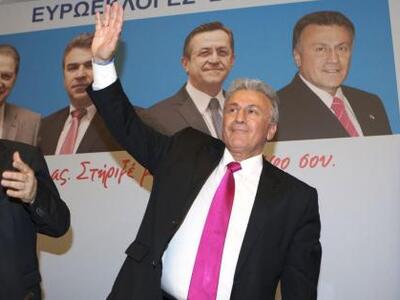 Συνεχίζει μόνος του ο Π. Ψωμιάδης