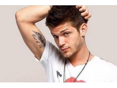 Σελίδες συμπαράστασης και αγάπης έχουν δ...