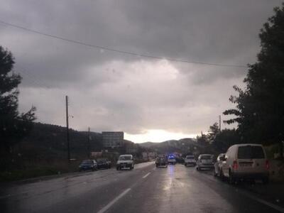 Πάτρα: ΙΧ αυτοκίνητο συγκρούστηκε με ντα...