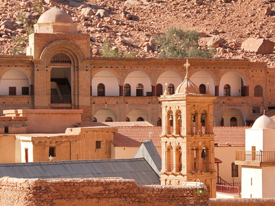 Μονή Σινά: Το σκληρό παζάρι για να ανατρ...