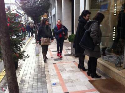 Πάτρα: Κλειστά και σήμερα τα εμπορικά καταστήματα