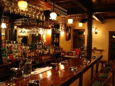 Επώνυμοι Πατρινοί λάτρεις του αλκοόλ έκο...