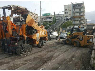 Πάτρα:Εργασίες αντικατάστασης του ασφαλτ...