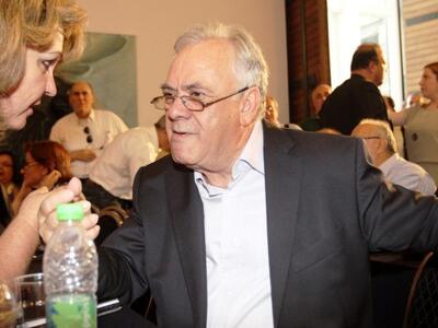 Γιάννης Δραγασάκης: Αποτρέψαμε κούρεμα κ...