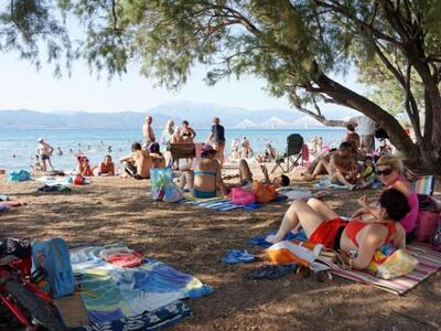 Είναι κατάρα ή μήπως ευλογία, να ζεις στην Ελλάδα;