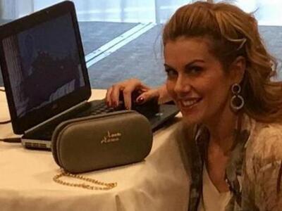 Η φωτογραφία της Ευγενίας Μανωλίδου με τ...