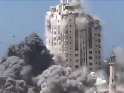 Γάζα: Η στιγμή που καταρρέει το υψηλότερ...