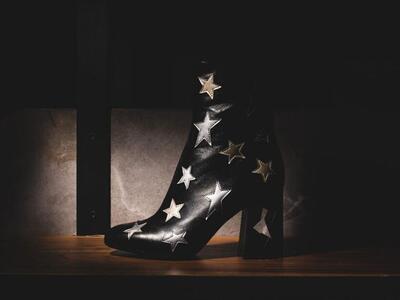 Fashion προτάσεις για το ΝΥΕ Party και τ...