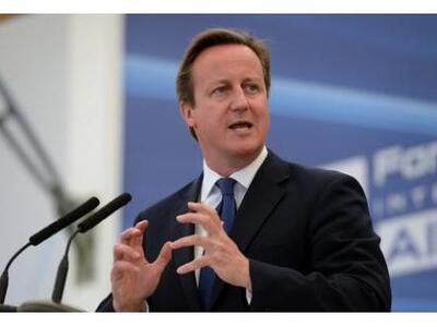 Παρακάλια Κάμερον σε Σκοτσέζους να μην ψ...