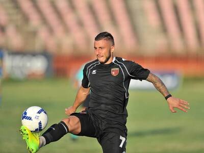 Γεμίζει το "οπλοστάσιο" του Οφ...