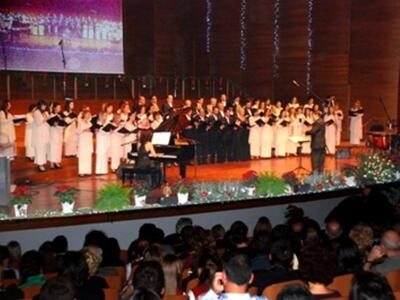 Πολυφωνική: Πίσω στα πάτρια εδάφη