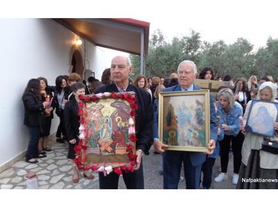 Ευηνοχώρι: Βγήκαν με τα εικονίσματα στου...