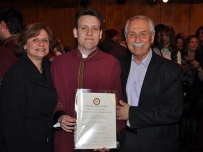 Χαρούμενες στιγμές για τον πρόεδρο του Δ...