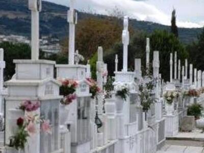 Hλεία: Έκλεψαν καντήλια και θυμιατά από ...