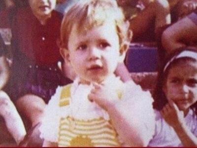 Αναγνωρίζετε ποια είναι η παρουσιάστρια ...