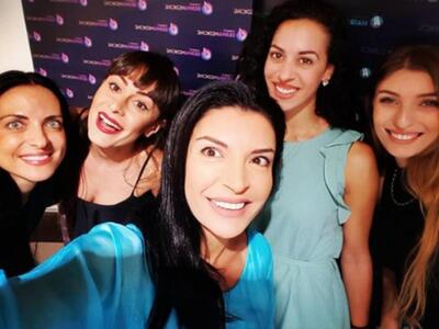 H πανέμορφη Μαρία Ιωάννου αφέθηκε στα &q...