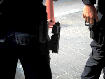 Βόλος: Νεαροί λήστεψαν ηλικιωμένη