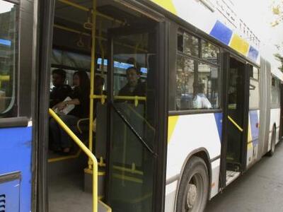 Πάτρα: Λεωφορείο συγκρούστηκε με Ι.Χ. στα Δεμένικα