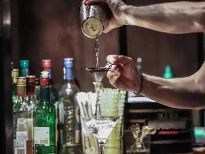 Εύβοια: Στο κέντρο υγείας Αλιβερίου 15χρ...