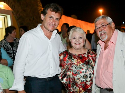 Νύχτα μαγική με φόντο της Γέφυρα 