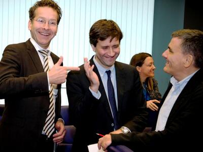 Μισή δόση από τους δανειστές, αν και η Ε...