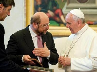 Ο Πάπας θα μιλήσει στο Ευρωπαϊκό Κοινοβο...