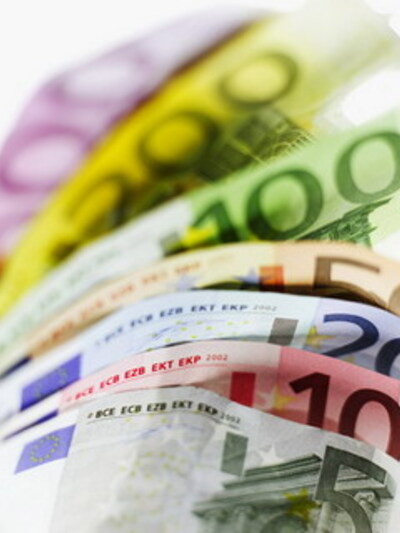 Κλοιός γύρω από όσους έχουν καταθέσεις σ...