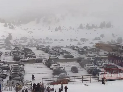 Πλήθος επισκεπτών στα Καλάβρυτα- ΦΩΤΟ