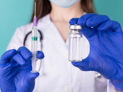 Κορωνοϊός: Πόσο εύκολα νοσούν οι εμβολιασμένοι 