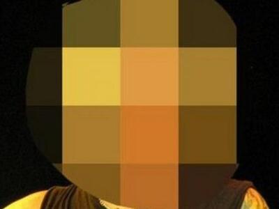 Στην φυλακή ΠΑΣΙΓΝΩΣΤΟΣ ΜΟΥΣΙΚΟΣ!!! Ποιο...