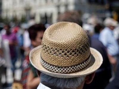 Τέσσερα χρόνια αναμονή για 200.000 συντα...