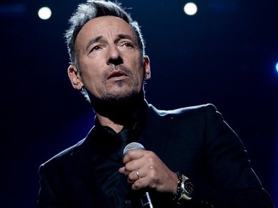 Το νέο άλμπουμ του Μπρους Σπρίνγκστιν κυ...