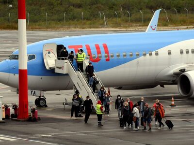 TUI: Οι πελάτες της προτιμούν τους ηλιόλ...