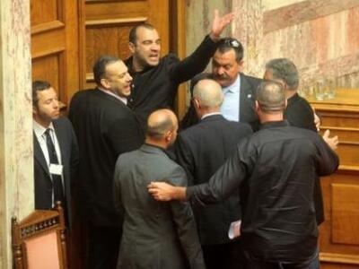 Σήριαλ με το σενάριο παραίτησης της Χρυσ...