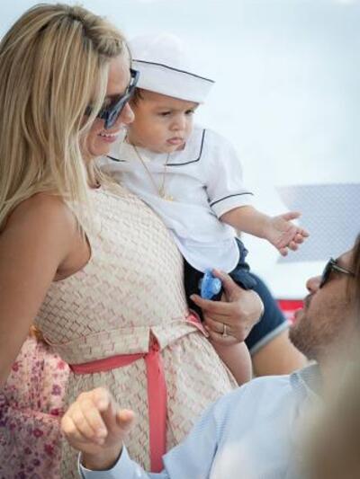 Η Βιβιάνα Σκιαδαρέση - Βασιλείου με το νεοφώτιστο