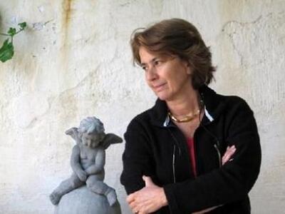 Σκοτώθηκε σε τροχαίο η συγγραφέας Νίκη Μαραγκού 