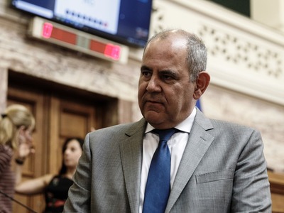 Κορωνοϊός: Σε καραντίνα ο υφυπουργός Παι...