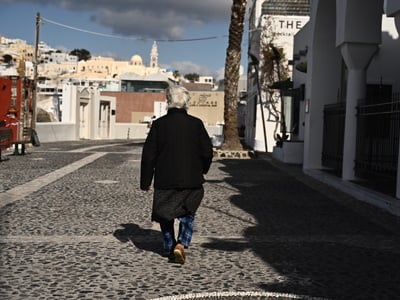 Σεισμοί στη Σαντορίνη: Οι κάτοικοι του ν...