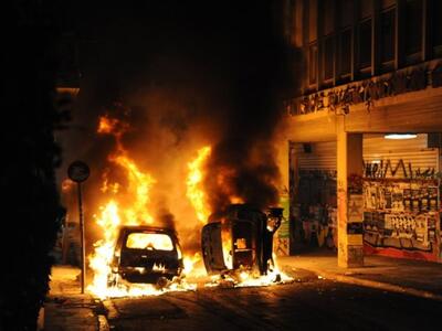 Φωτογραφίες και ΒΙΝΤΕΟ από τα επεισόδια στην Αθήνα