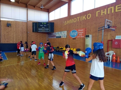 Η πυγμαχία και οι Boxerinos της Παναχαϊκ...