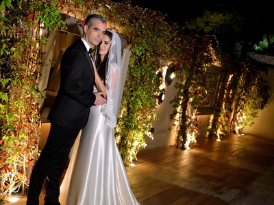 Χριστουγεννιάτικος γάμος στην Βουλιαγμέν...