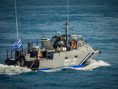 Μυτιλήνη: Βυθίστηκε σκάφος της Frontex- ...