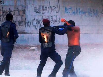 Mπαχρέιν: Δακρυγόνα και άσφαιρα πυρά κατ...