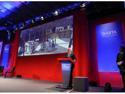 Η τουριστική βιομηχανία της Βρετανίας στ...