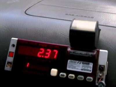 Συνελήφθη ταξιτζής με πειραγμένο ταξίμετρο